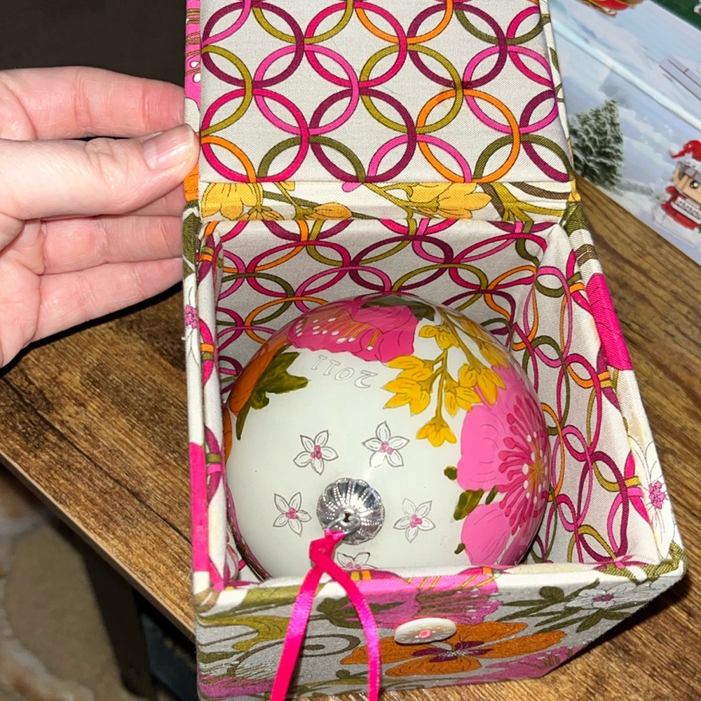 Vera Bradley Tea Garden Ornament with box 2011